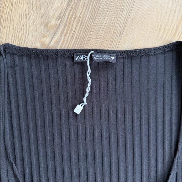 Zara Black Long Sleeve Ribbed Dress - Picture 3 of 3